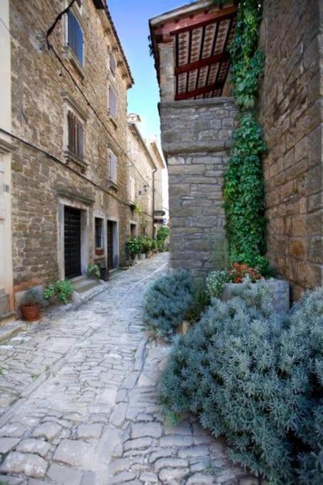 Holiday Home For 8 People, Pool + Sea View Vilanija Exterior photo