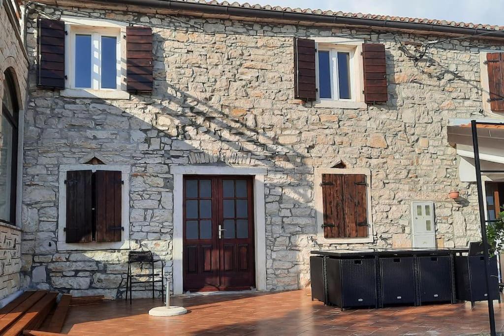 Holiday Home For 8 People, Pool + Sea View Vilanija Exterior photo